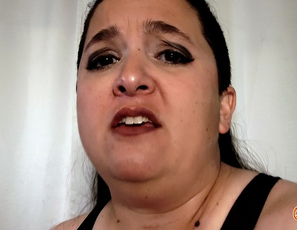 Giantess_Goddess_Devours